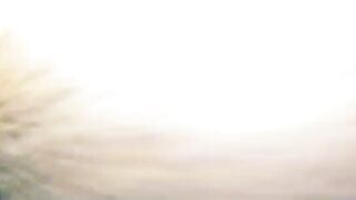 Wet And Horny Girl Satisfy Herself