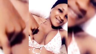 Nigerian Girl Rita Display Her Nipple