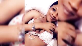 Nigerian Girl Rita Display Her Nipple