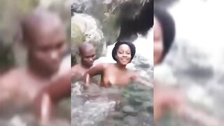Uganda Lady Naked In Stream With Boyfriend