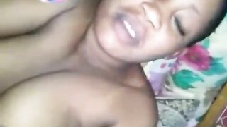 Accra Lady Showing Inside Of Her Pussy