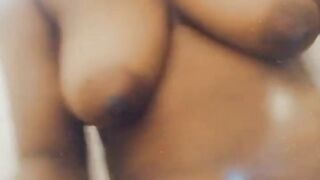 Naija Woman Send Nude Video To Neighbor