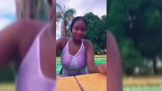 Endowed Ghana Babe In Swimming Pool