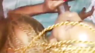 Mainland Runs Girl Giving Blowjob