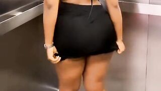 Naughty Babe In Elevator