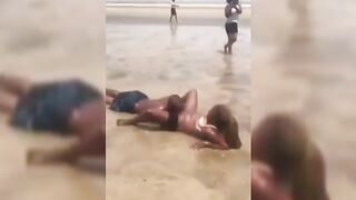 Naughty Couple Caught At The Beach