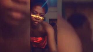 Nigerian Babe Sophia Showing Her Breast