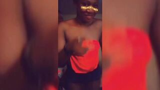 Nigerian Babe Sophia Showing Her Breast