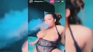 Julia Showing Boobs On Instagram Live